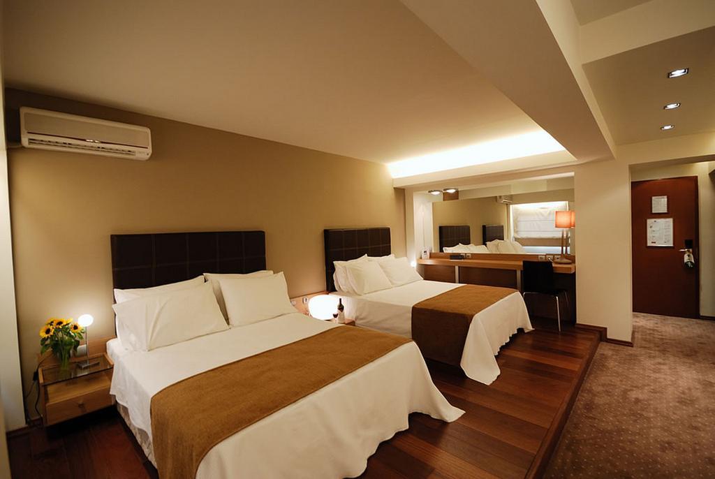 Junior Suite,1432197274:JPEG